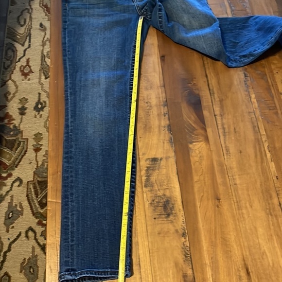 Kut from the Kloth jeans, size 6 - Picture 6 of 8
